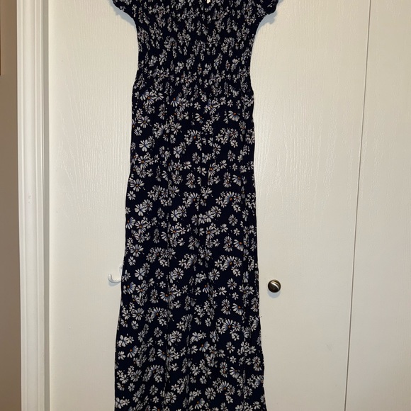 Lark & Grey Ruched Off Shoulder Dress - Picture 6 of 11